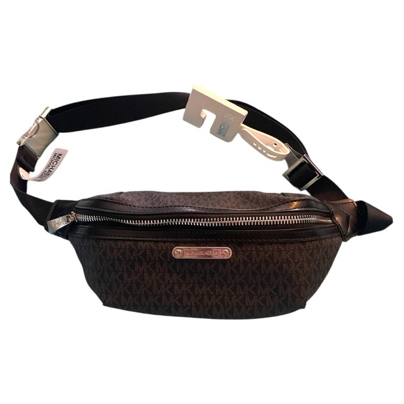 Michael Kors Black Crossbody Bag Sleek and Stylish - Picture 1 of 9